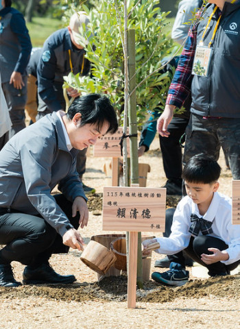 賴清德總統出席植樹節活動　宣布推動「都市林」升格為國家級調適計畫  以自然解方建構永續韌性家園
