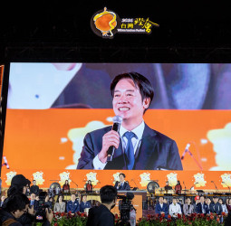 賴清德總統主持「2026台灣燈會在嘉義」開燈典禮　號召國人共賞燈會、共同點亮希望迎向新一年