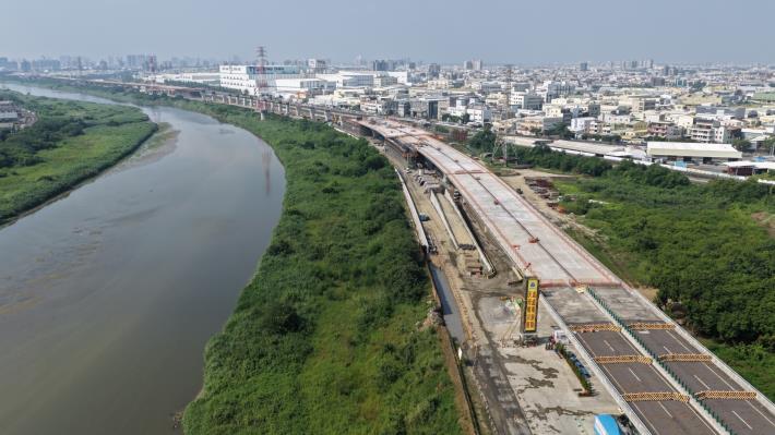 臺南北外環道路拚120年底全線通車完工　臺南市長黃偉哲推動南科與市區交通連結升級
