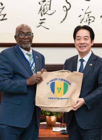 賴清德總統接見聖文森副總理李考克 建交45週年之際持續強化全方位夥伴關係擴大邦誼